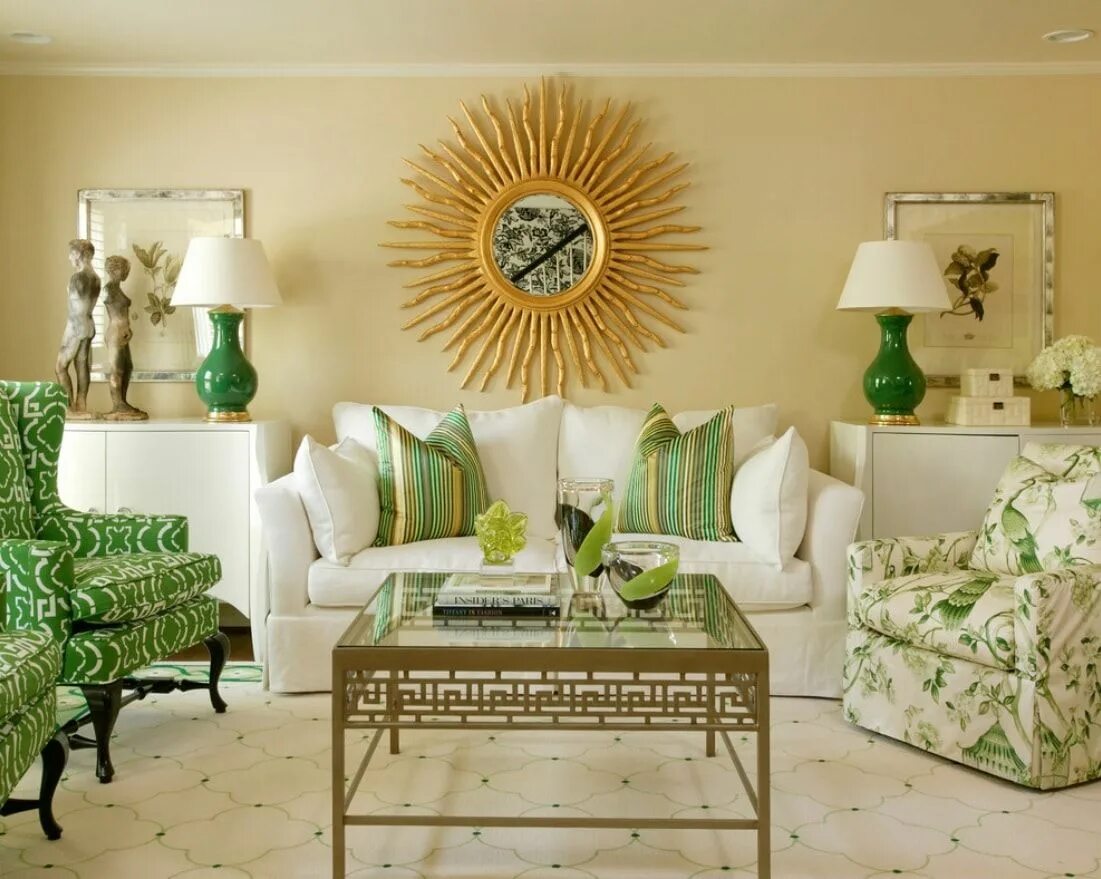 Желтый диван в интерьере. Decoration color. Цветовые сочетания в интерьере. Яркре детали в интерьере. Яркий интерьер.