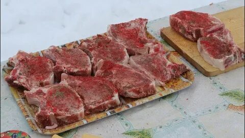 Замариновать стейки для решетки