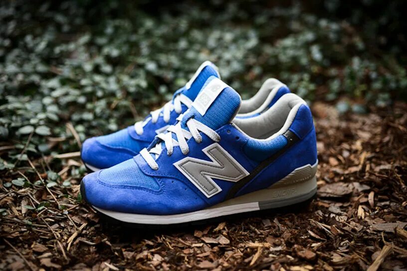 New Balance 996 Blue. Кроссовки Нью баланс 996 v2. New Balance 574 Royal Blue. New Balance синие мужские 2004.