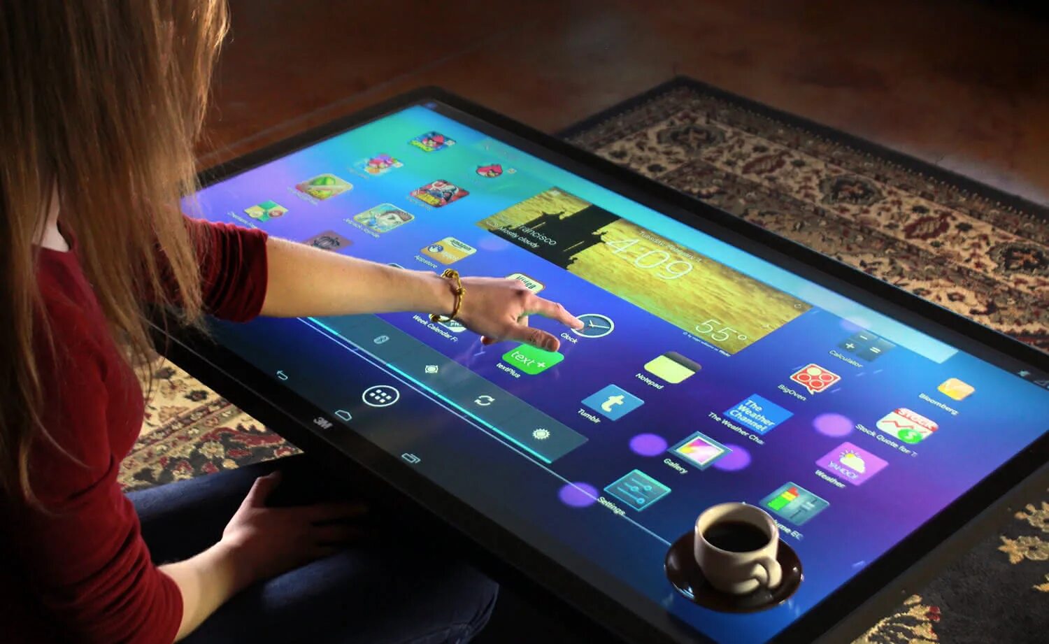 Лучшие планшеты 2023 года. Самсунг планшет 18.4 дюймов. Большой планшет самсунг 18.4 дюйма. Samsung Tablet 18.4 inch Review. Планшеты самсунг 12 и 4 дюйма.