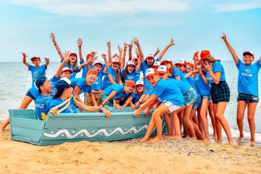 море кемп лагерь. лагерь старт энерджи кабардинка. вожатая в лагерь на море. детский лагерь на море. лагерь жемчужина россии анапа вожатые.