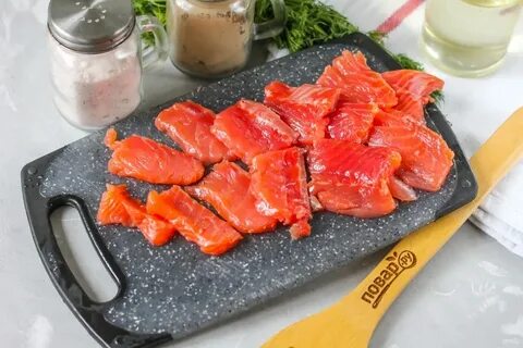 Красная рыба в масле