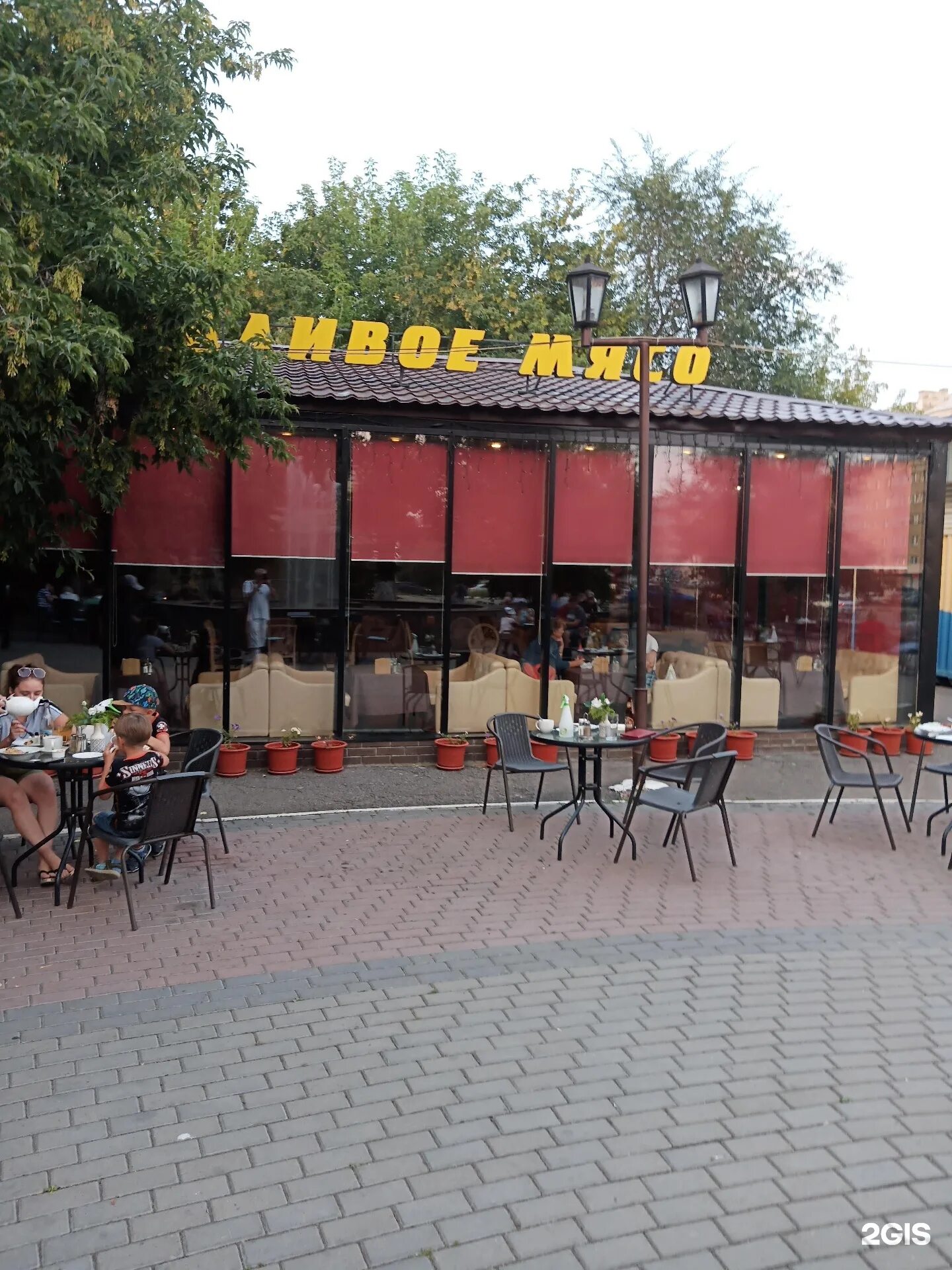 Кафе справедливое мясо красноярск. Ресторан самса мантулинская. Кафе справедливое мясо. Справедливое мясо. Ресторан медео красноярск.