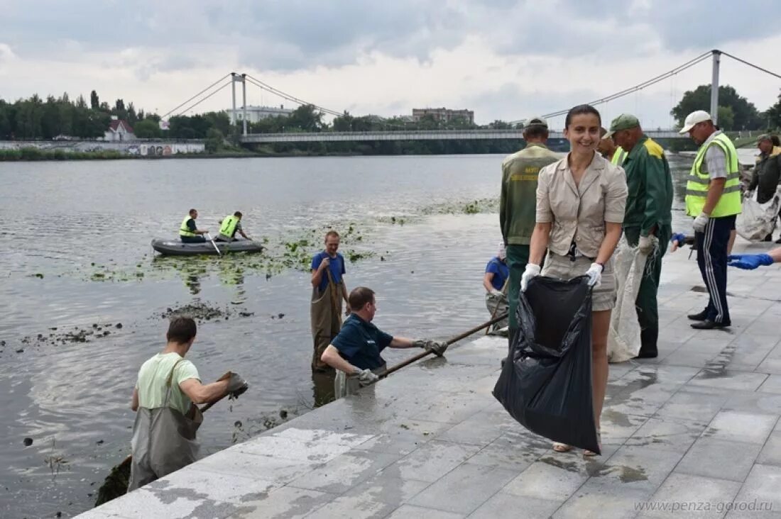 Вода в реке сура. Река Сура Пенза. Река Сура Пенза пост. Очистка рек. Сура река загрязнения.