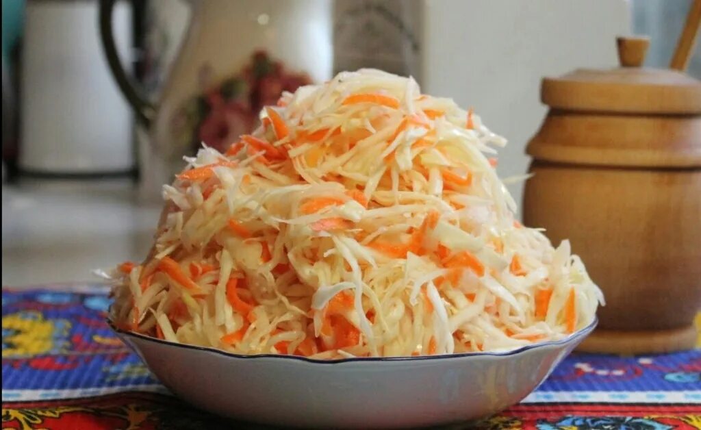 Как сделать квашеную капусту. Как сделать квашеную капусту