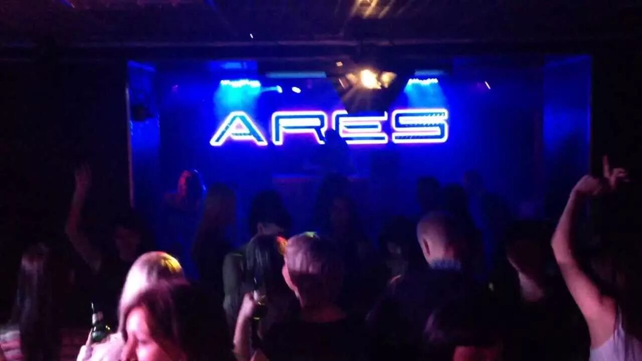 Клуб эра вельск. Эра вельск ночной клуб. Клуб вельск. Ночной клуб на шоссе энтузиастов. Архангельск медиа клуб.