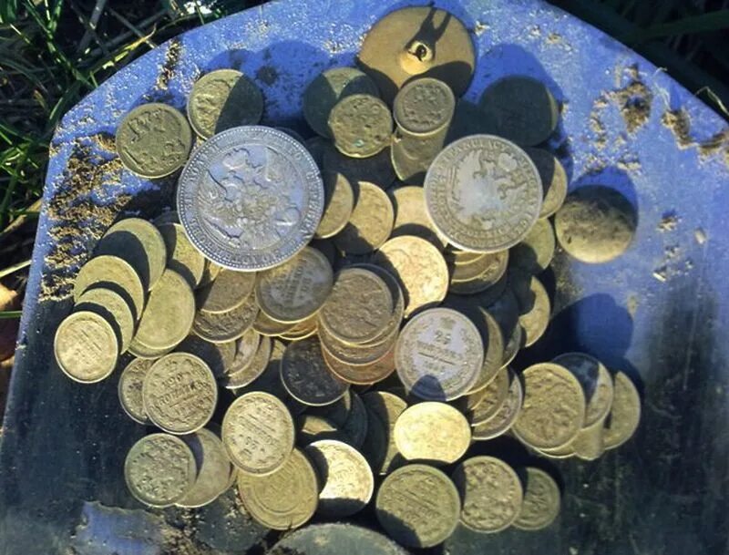 Продам клад. Продам клад. Клад монет. Продам клад. Клад монет екатерины.