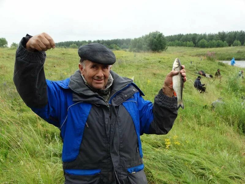 Мир рыболова козловка. Мир рыболова козловка. Мир рыболова козловка. Козловские рыбаки. Рыбалка в козловском районе чувашия.