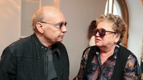Проживающие в москве супруги мягковы