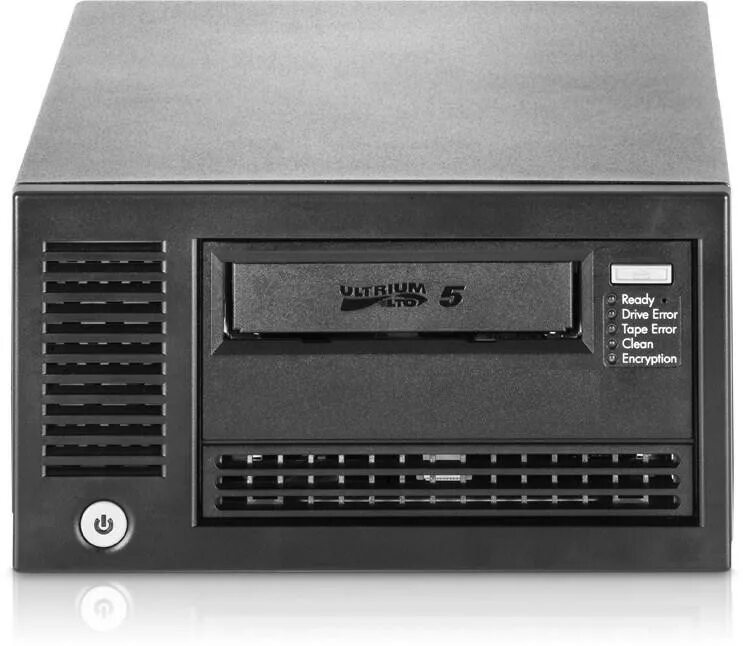 Lto стример. Стриммер с кабелем tandberg lto-5. lto кассета. lto фото.