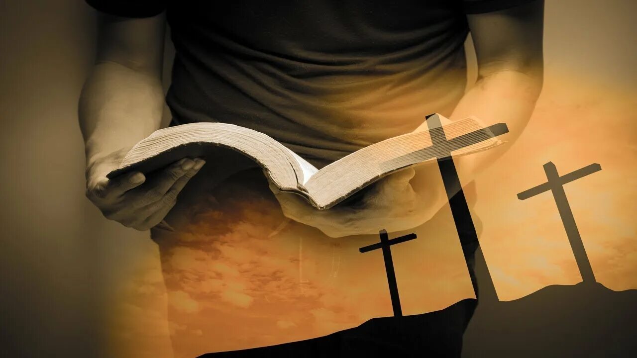 Я есмь воскресение и жизнь верующий в меня. Верующие в библию. Библия христианская. Фон христианский библия. Библия в руках.