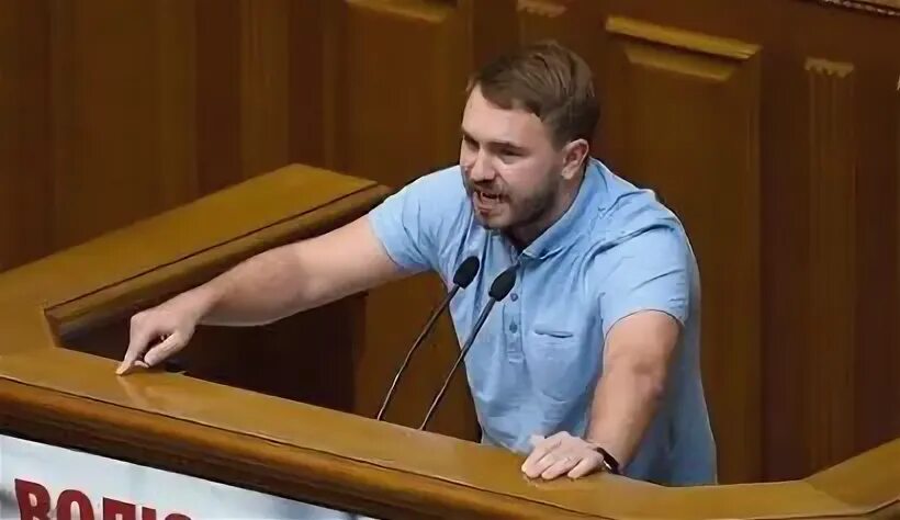 Судьи ровно