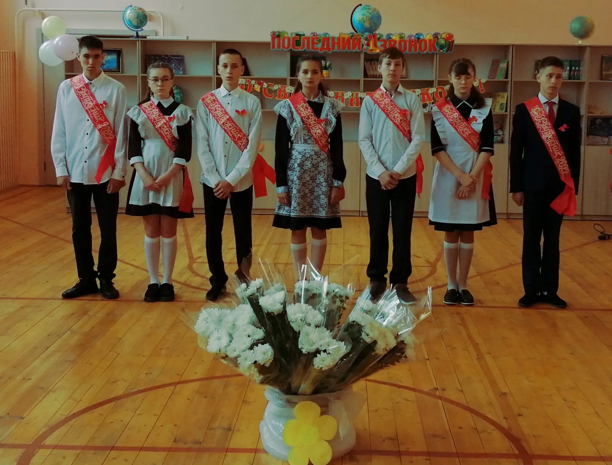 Школа искусств шумиха выпускной 2022. Сайт школы 15 динской район поселок южный. Выпускной в кадетской школе. Турецкие выпускники школы. Выпускник средней общеобразовательной школы.