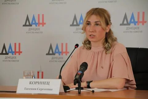 Kresloga osilgan dumba porno video