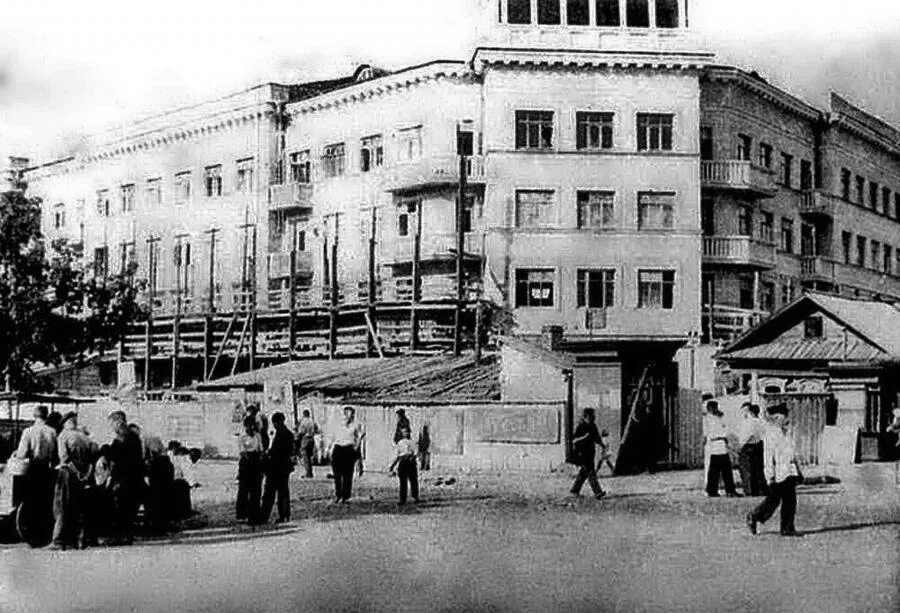 Театр коминтерна. Сормово улица коминтерна нижний новгород. старое сормово улица коминтерна нижний новгород. коминтерна в сормово нижний новгород. город горький сормово.