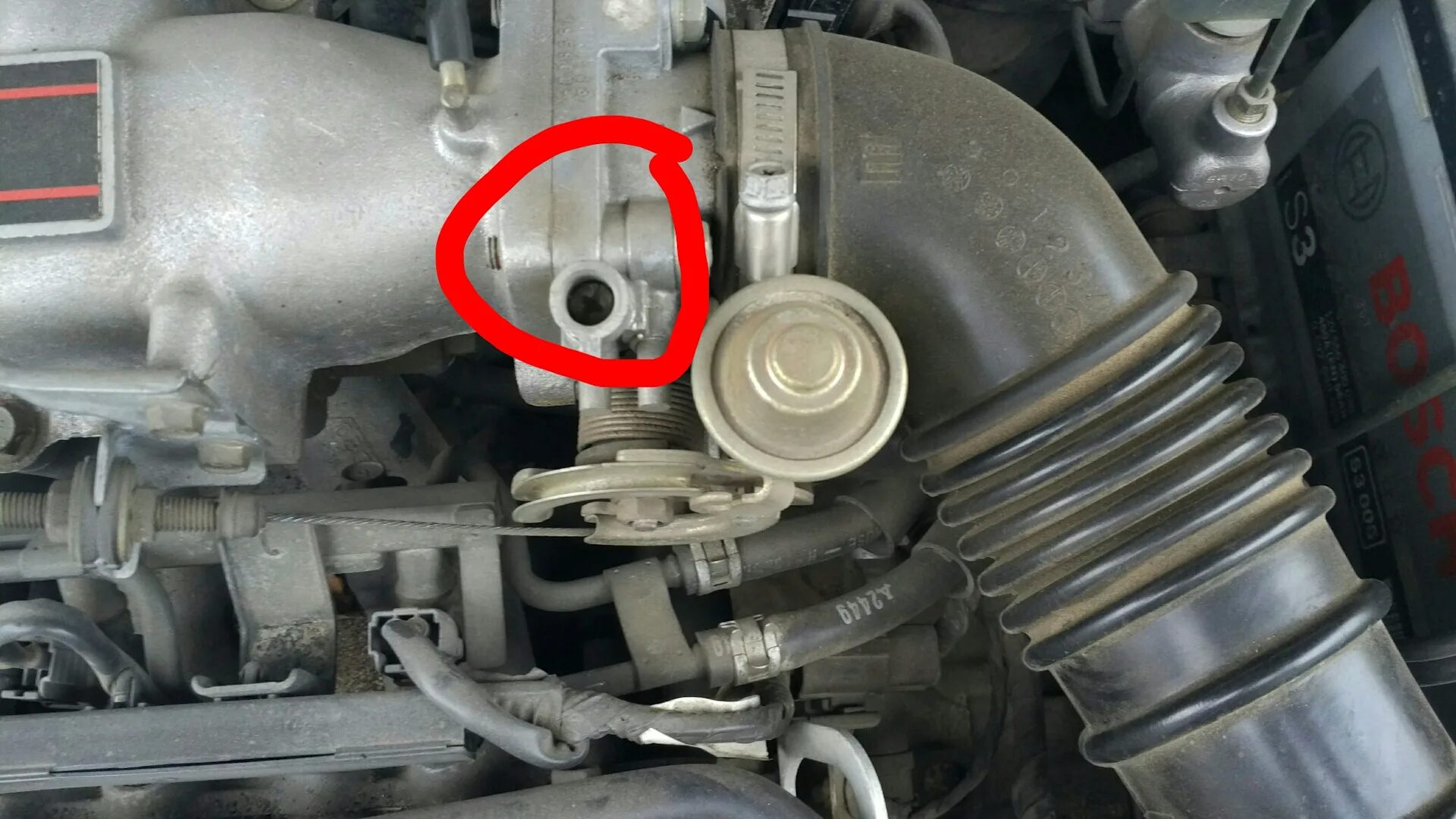 плавают обороты мазда 3