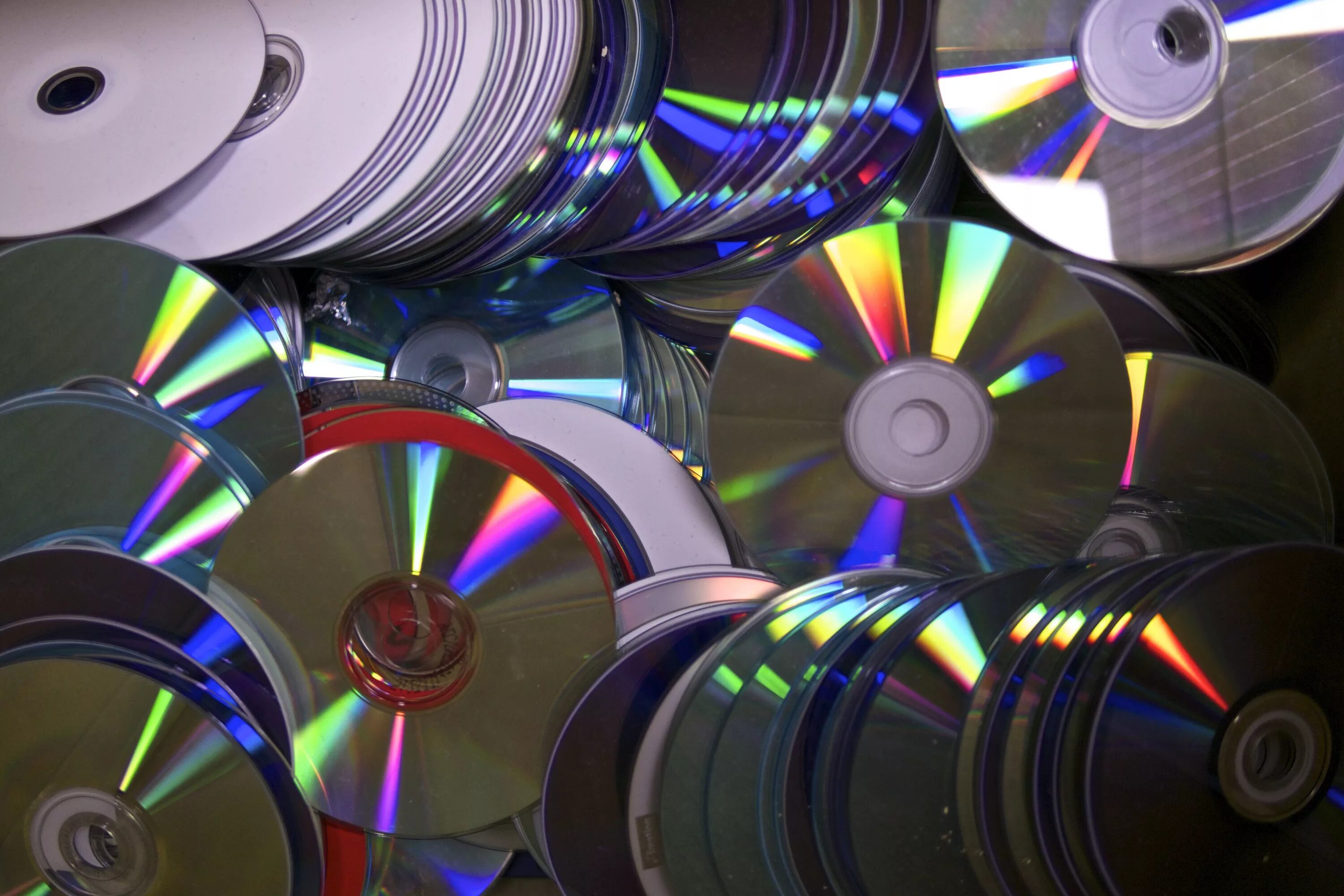 Компьютерный диск. Компакт диск DVD. СД диск. Звуковой компакт-диск.