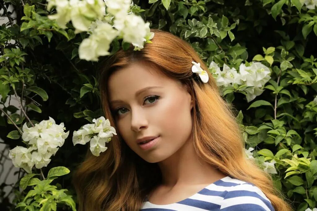 нюша анна шурочкина. оливия холт.