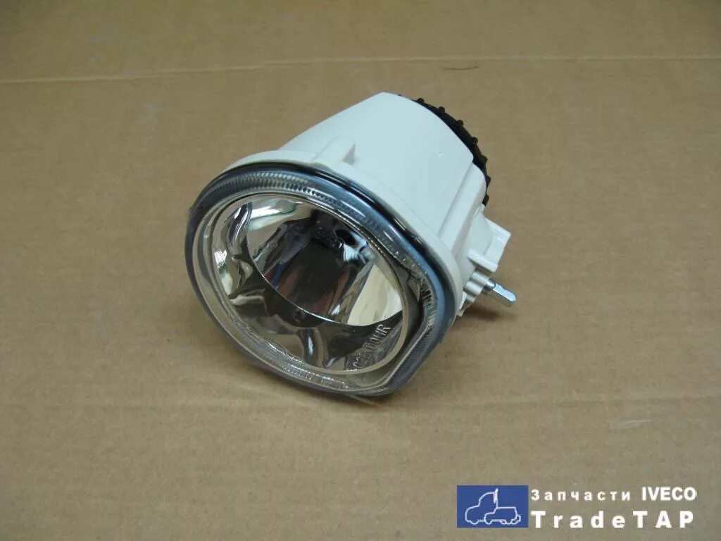 Противотуманка ивеко. Фара противотуманная iveco stralis 504181095. фара правая ивеко стралис. птф ивеко стралис. фара птф ближний ивеко стралис.