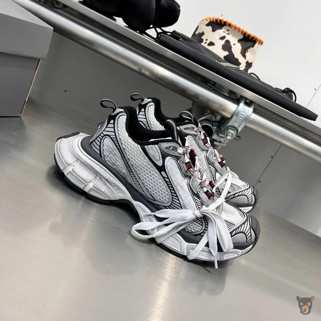 3xl balenciaga кроссовки. Balenciaga 3xl оригинал. Баленсиага 3 плс. Balenciaga 3. Balenciaga 3xl sneakers.
