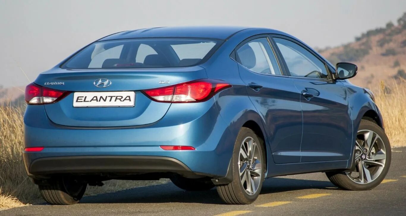 Hyundai elantra китай. Hyundai elantra liftback 2014. hyundai elantra 206. hyundai elantra 201. элантра 209.