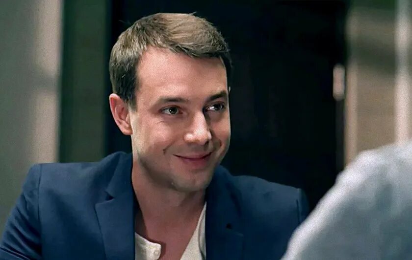 Дмитрий ратомский парфюмерша. С участием дмитрия. Дмитрий ратомский 2019. Дмитрий ратомский 2022. Дмитрий пчела и олеся фаттахова.