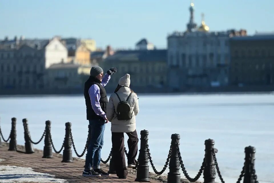 Питер реальная жизнь. Питер весной. Петербург март. Санкт-Петербург в марте.