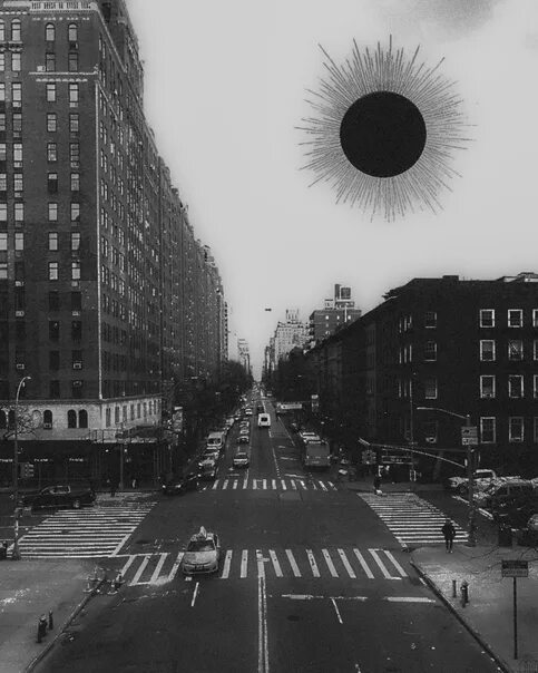 Черное солнце где снимали. Черное солнце. Черное солнце фото. Чёрное солнце на улице. Чёрное солнце массонов.