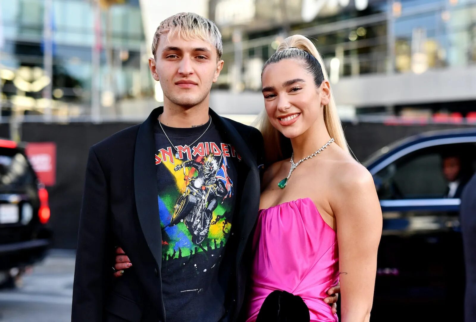 Dua Lipa and Anwar Hadid. Руби маи