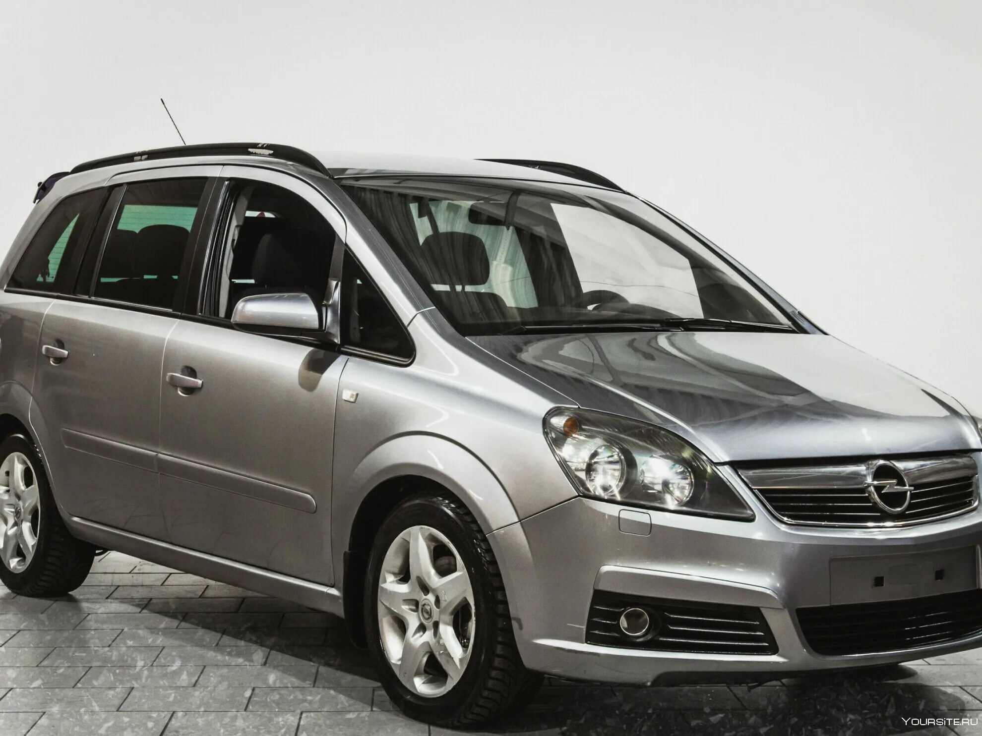 Опель зафира б 2006 год. Опель зафира 1 43. Opel zafira 2014. Opel zafira 2005 2. Opel zafira 1,8 at.