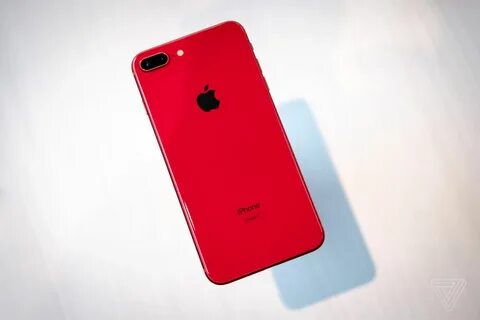 Apple 8 красный