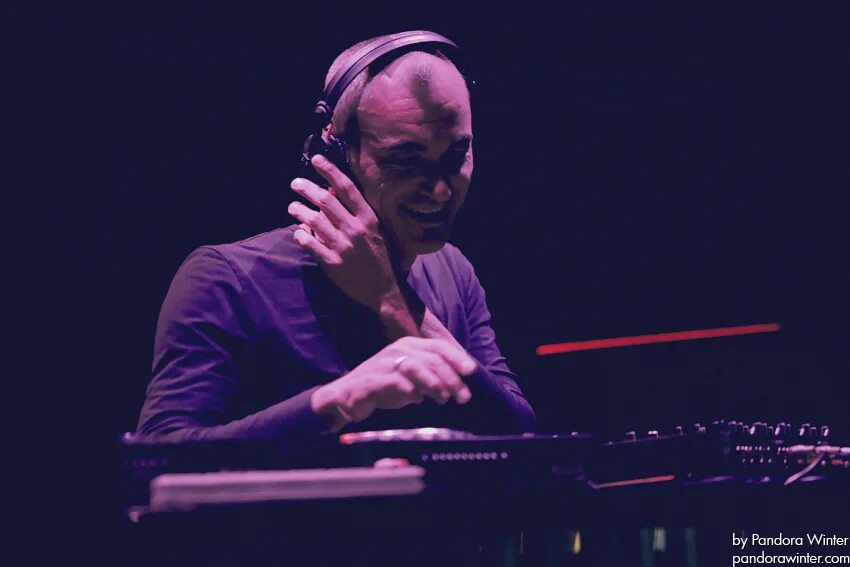 Robert miles mp3. Robert Miles 2017. Robert Miles интервью. Robert Miles 23am.