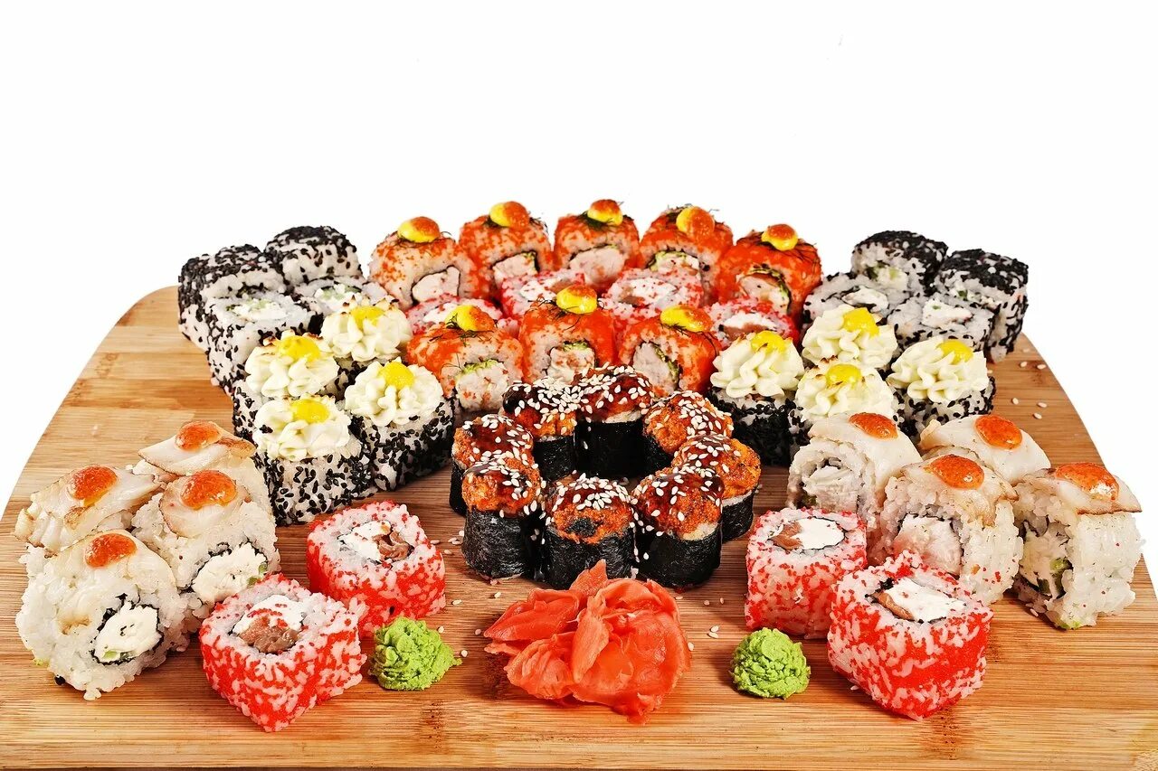 Сеты пицца и роллы