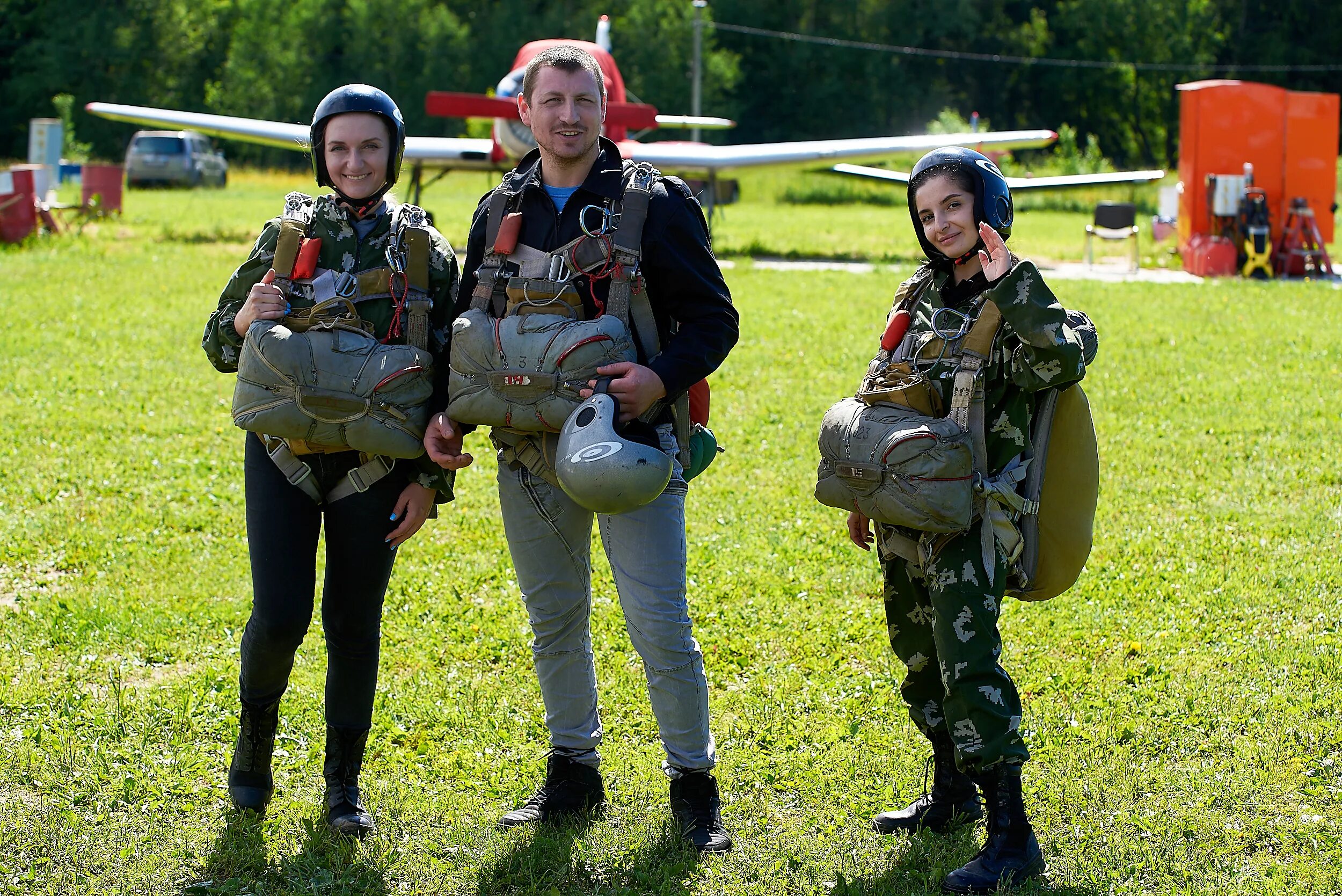 Курылев владимир евгеньевич тольятти. Аэроклуб в арсеньеве. Орловский планерный аэроклуб. Аэроклуб валькирия спб. Челябинский областной аэроклуб досааф.