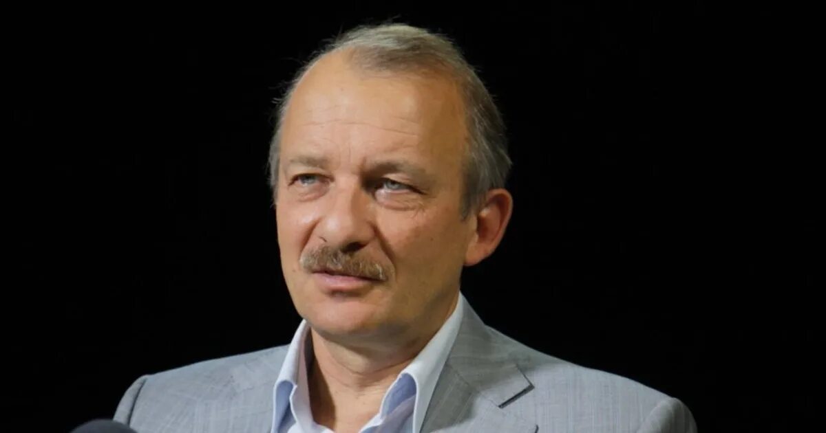 Последние выступления алексашенко. Сергей владимирович алексашенко. сергей алексашенко экономист. алексей алексашенко. алексашенко в молодости.