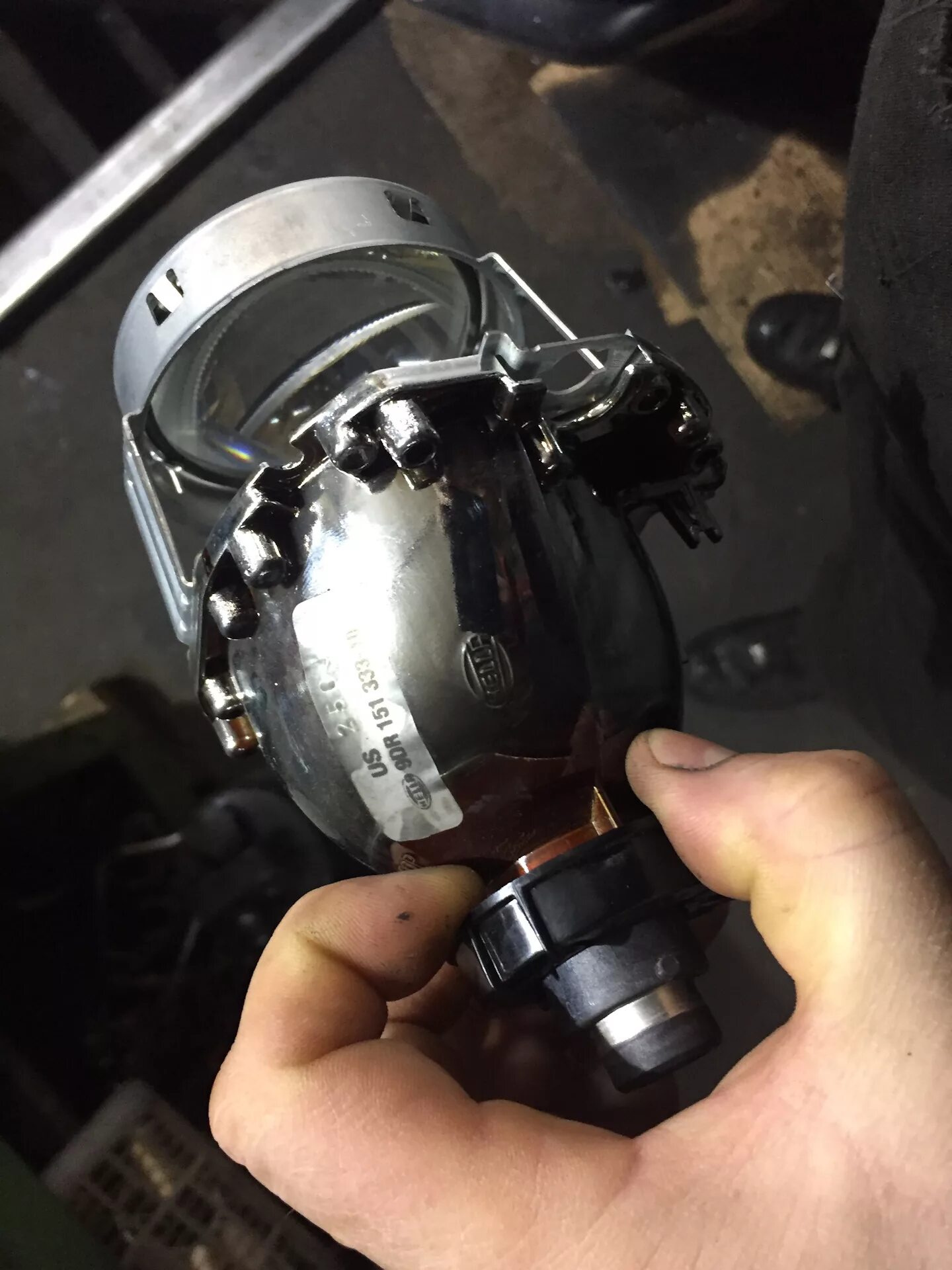 Замена линз ближнего света. Пежо 407 ближний свет левой фары. Honda rd1 линзы. Замена линз ближнего света. Линзы ближнего света мазда 3 бк.