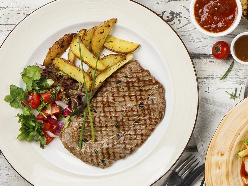 Роял пицца спб садовая. Стейк рибай на гриле. Стейк. Минут стейк. Степени прожарки мяса 7 видов.