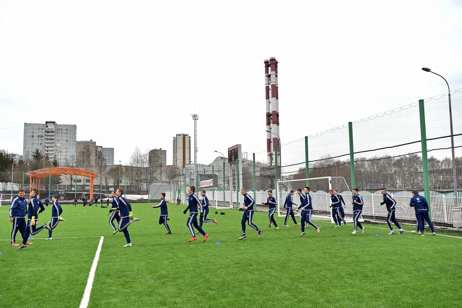 Спортивная школа чертаново. Чертаново в 2004 году картинки. Фк чертаново 2 -2012. Спорт чертаново. Чертаново (женский футбольный клуб).