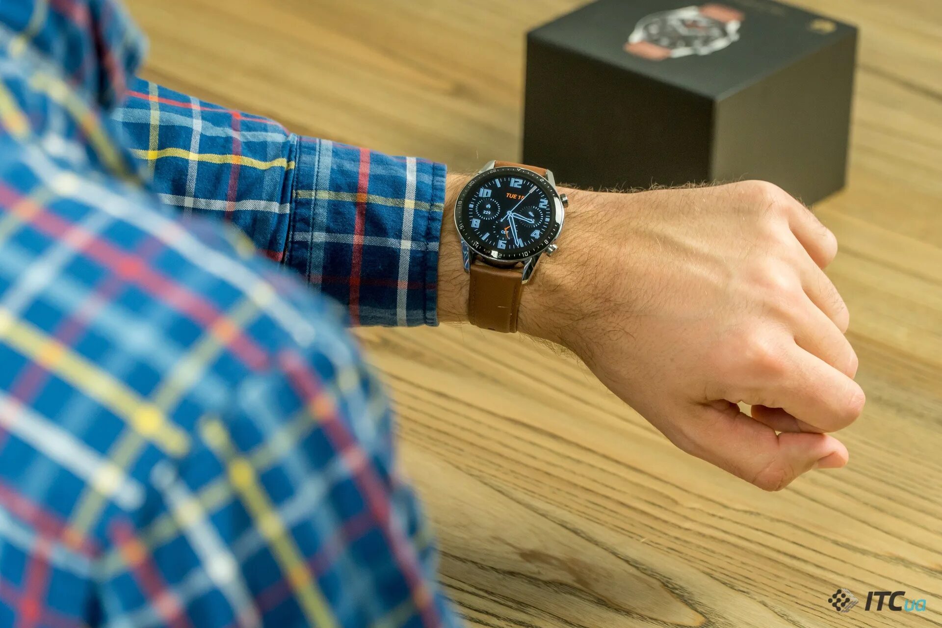 Обзор умных часов huawei watch. Huawei watch gt2 46mm. смарт-часы huawei watch gt 2 46 mm. huawei watch gt2 46mm black. huawei watch gt 2 classic 46 mm.