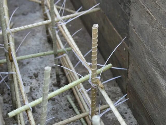 Можно ли использовать стеклопластиковую арматуру для фундамента