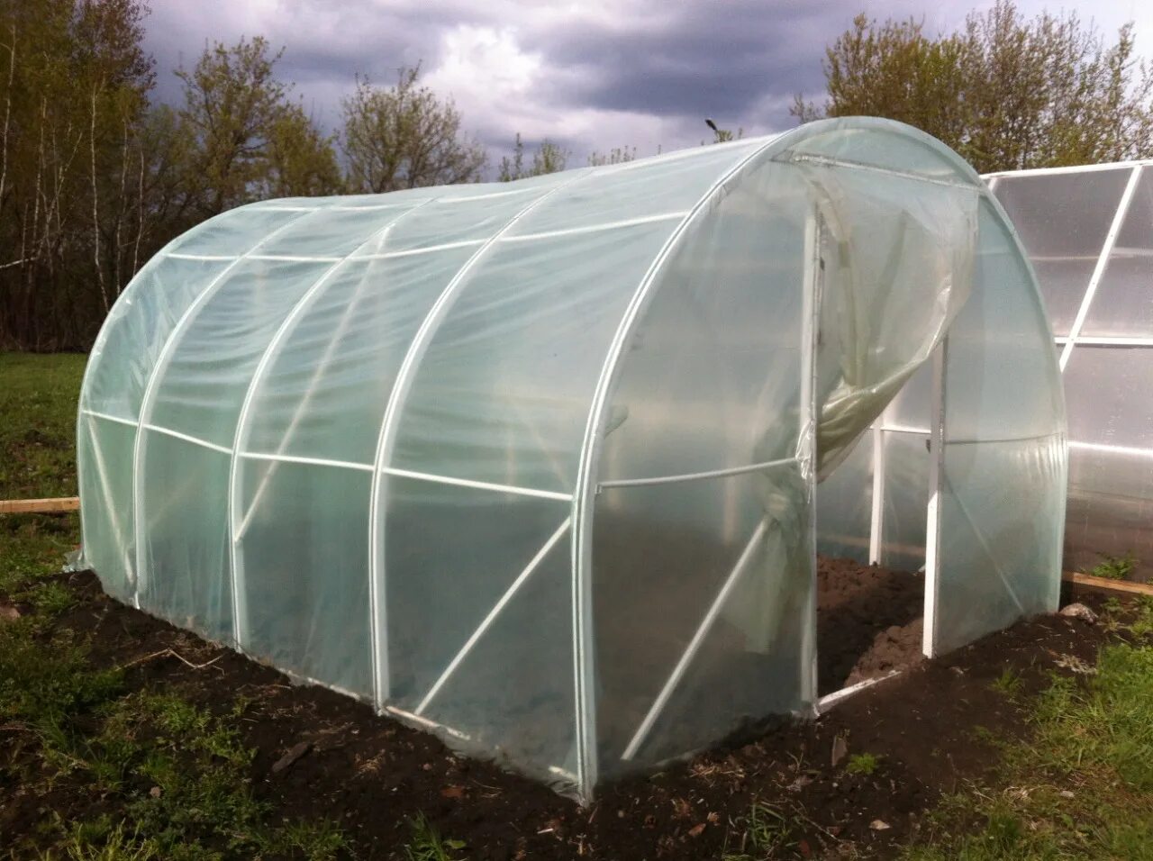 Теплица 3 на 4. Теплицы с размерами 3*4. Теплица длина 3 метра. Теплица 4м усиленная премиум. Спанбонд для теплицы.