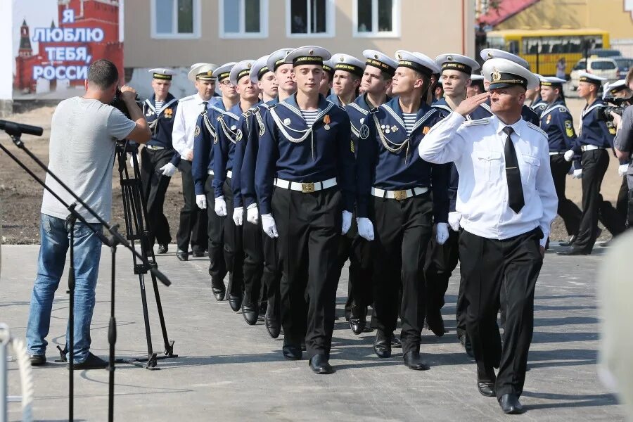 Калининград 39 рф. АПКМК кадетский корпус Калининград. Кадетский корпус Андрея Первозванного в Калининграде. Андрея Первозванного кадетский морской корпус. Кадетский морской корпус Калининград.