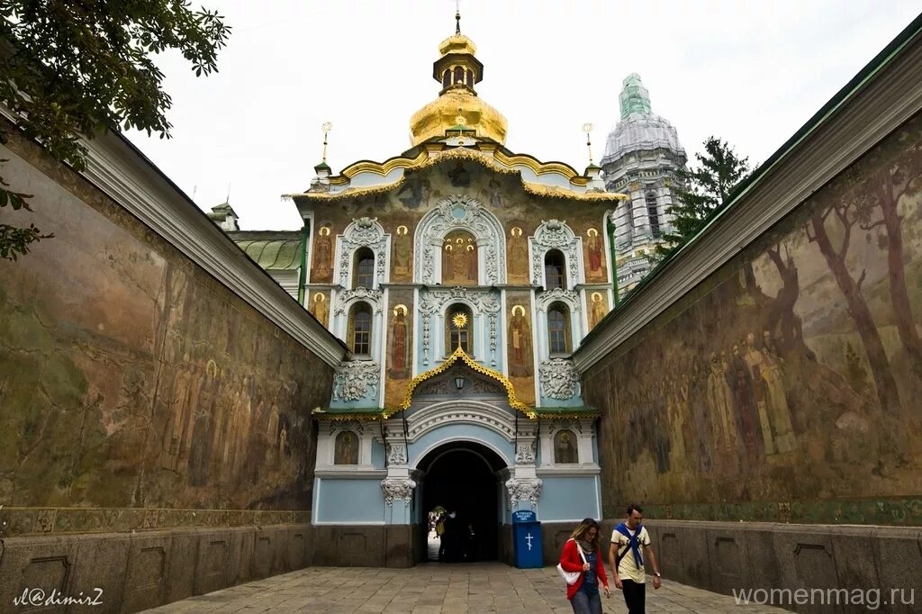 Киево печерский монастырь в киеве. Какая печерская лавра. Киево печерский монастырь в киеве. Киево печерский монастырь в киеве. Киево печерская лавра с днепра.