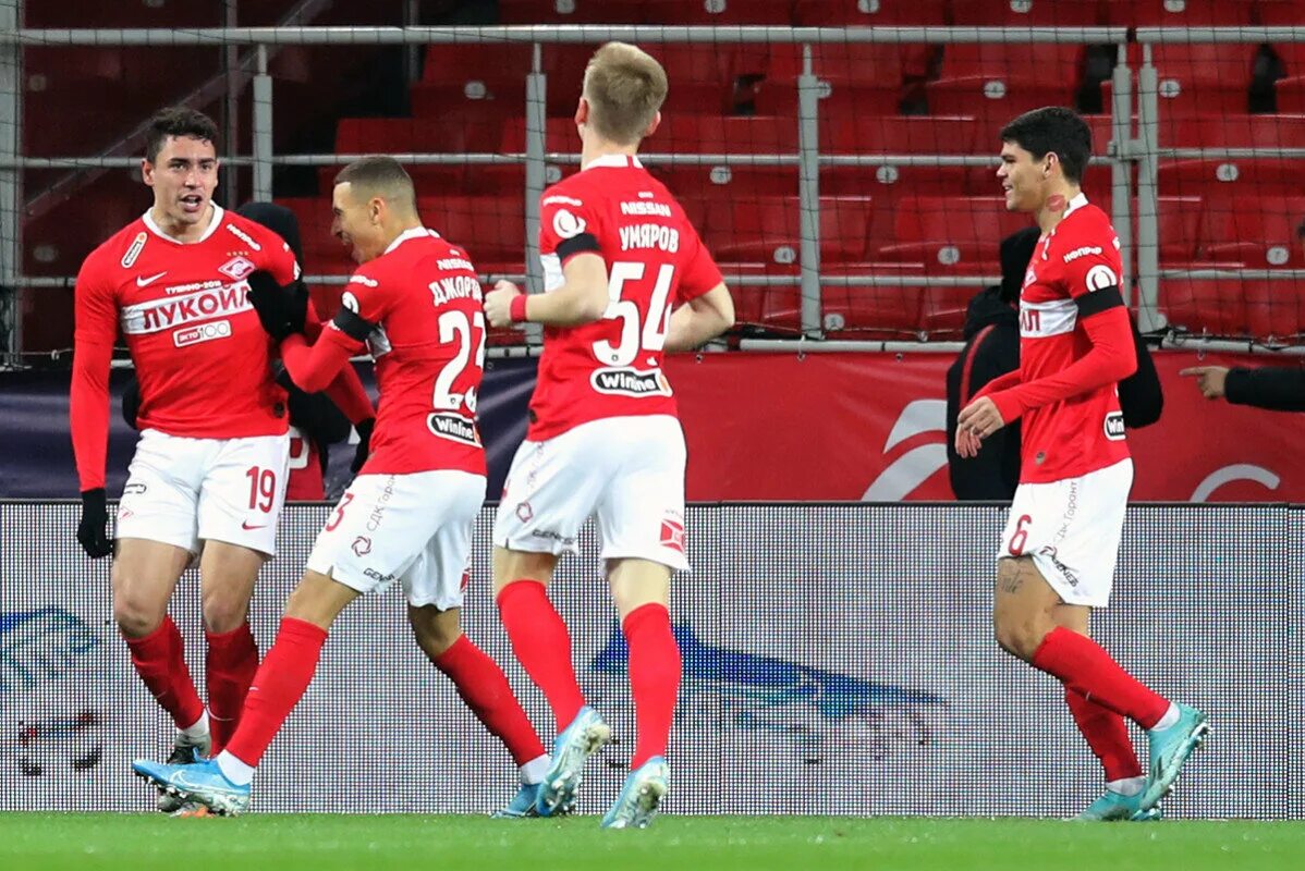 Spartak 2. Какой год у Спартака.