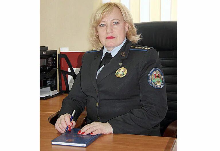 Судебный пристав барановская свердловская область. Судебный исполнитель. Судебный пристав исполнитель илькаева резеда. Судебные исполнители екатеринбург. Судебные исполнители екатеринбург.