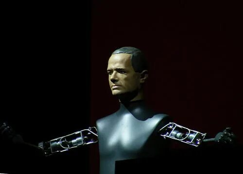 Kraftwerk the Robots. Робот музыкант. Ральф Хюттер в молодости. Ральф Хутер крафтверк. Крафтверк робот