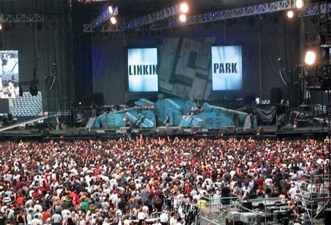 Концерт линкин парк в москве. Linkin park 2007. Концерт линкин парк в москве 2015. Концерт линкин парк в москве. Концерт линкин парк в.
