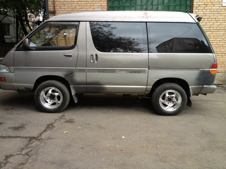 Тойота таун айс новосибирск. Toyota Town Ace 1995. Toyota Town Ace 1993. Toyota Lite Ace 1995. Тойота Town Ace 1993.