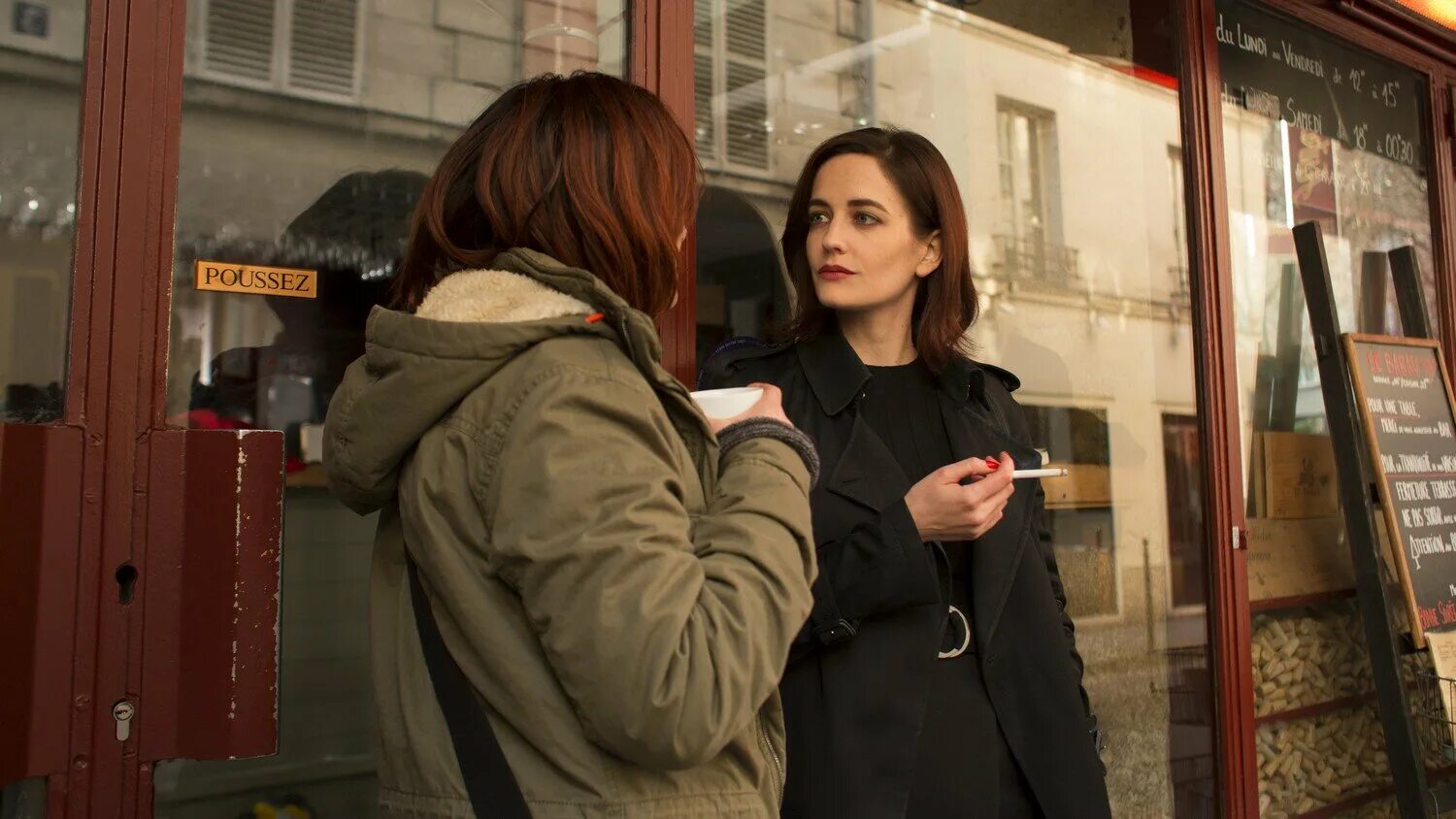 Основано на реальных событиях постер. Журналисты основано на реальных событиях. Основано на реальных событиях ведущий. Основано на реальных событиях бойся красную машину. Основано на реальных событиях 2017 постер.