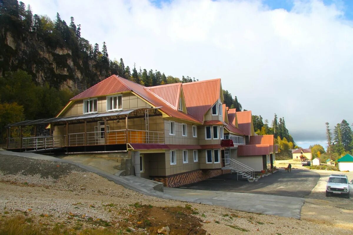 Лагонаки турбаза горная адыгея. Турбаза горная лаго наки. Отель лаго наки адыгея. Турбаза белая река адыгея даховская. Турбазы в лагонаках.